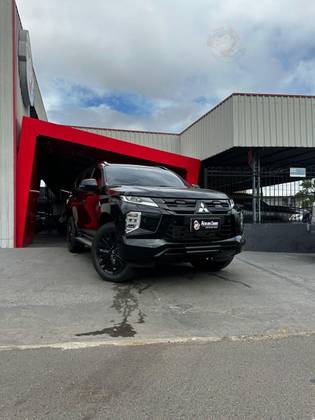MITSUBISHI PAJERO SPORT 2.4 16V MIVEC TURBO DIESEL LEGEND BLACK AWD AUTOMÁTICO MITSUBISHI PAJERO SPORT 2.4 16V MIVEC TURBO DIESEL LEGEND BLACK AWD AUTOMÁTICO